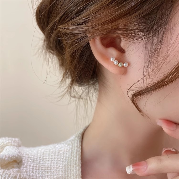 パール ピアス シルバー925 ラインストーン 金属アレルギー対応 ゴールド 結婚式 フォーマル【SECRET GLOW.】